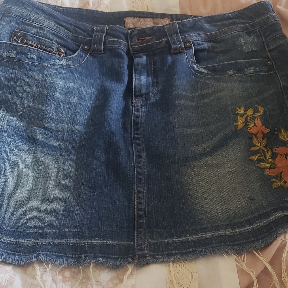 Candie's mini jean skirt